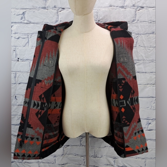 NEW Gap Women's Short Duffle Coat Toggle Southwestern Native Wool Small - Picture 6 of 13